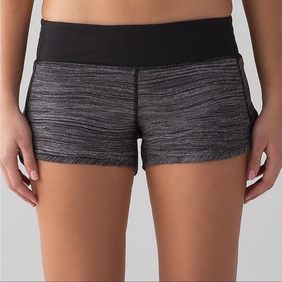 Lululemon speed up shorts - Picture 2 of 2